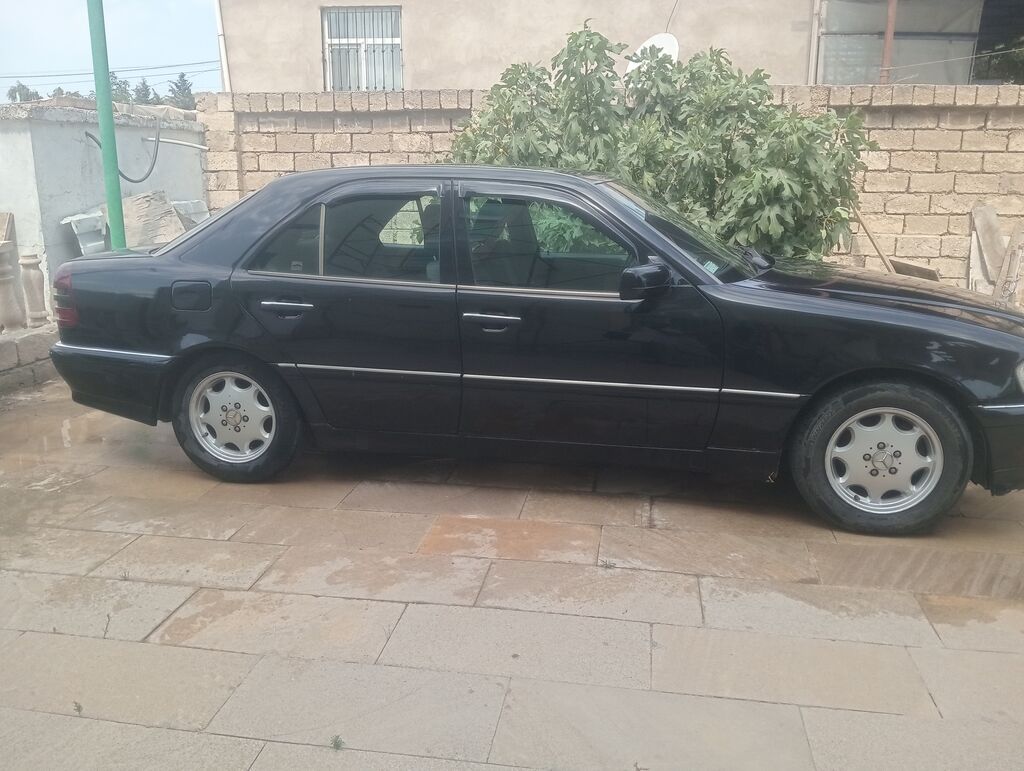 Mercedes-Benz E-Class (W210) sedan - Kuzov: 4 qapılı sedan, qara rəng — Avto, Bakı (3)