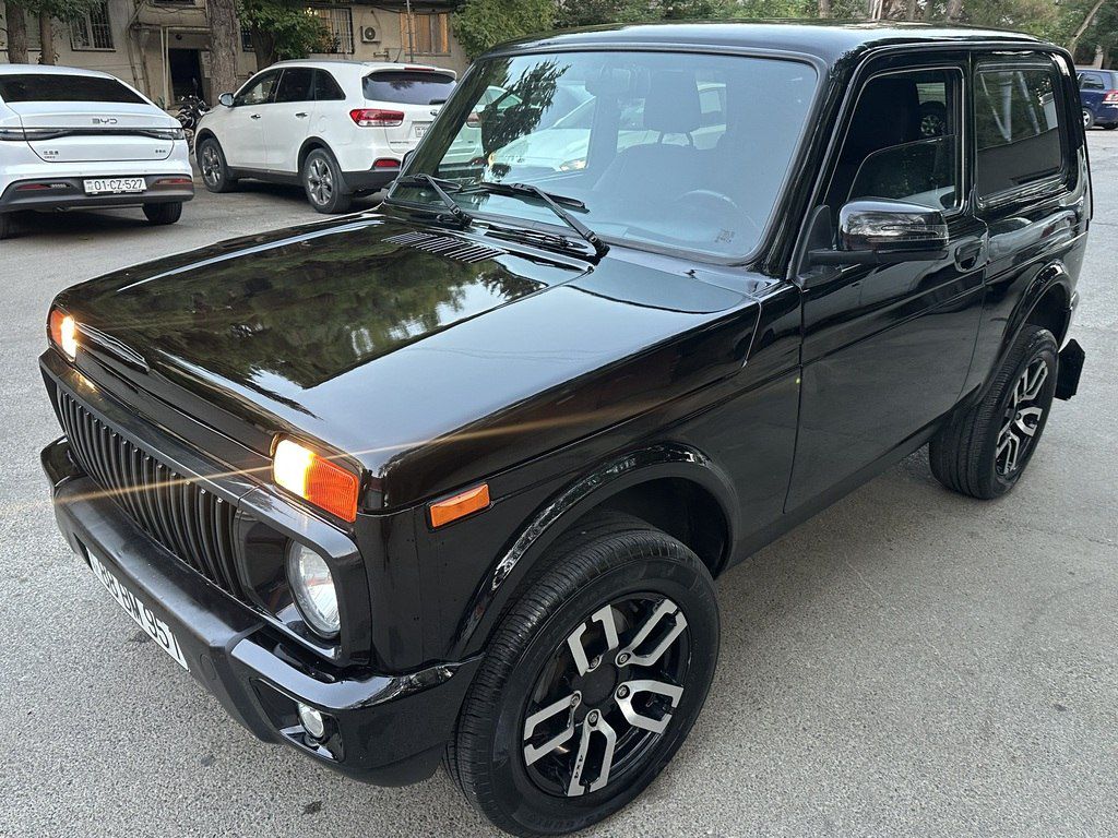 Lada (VAZ) Niva, 1.7 L, 2017 il, 107 000 km — Avtomobillər, Bakı (4)