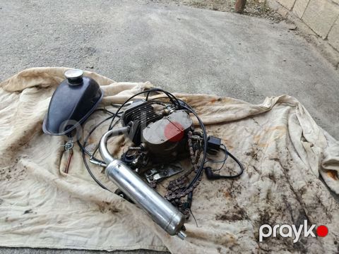 Velosiped üçün benzinli motor dəsti Tərkib: - 2-takt benzin mühərriki — Bakı