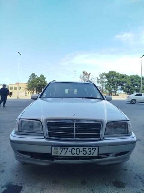 Mercedes C 220, 2.2 L, 2000 il, 509 000 km — Bakı