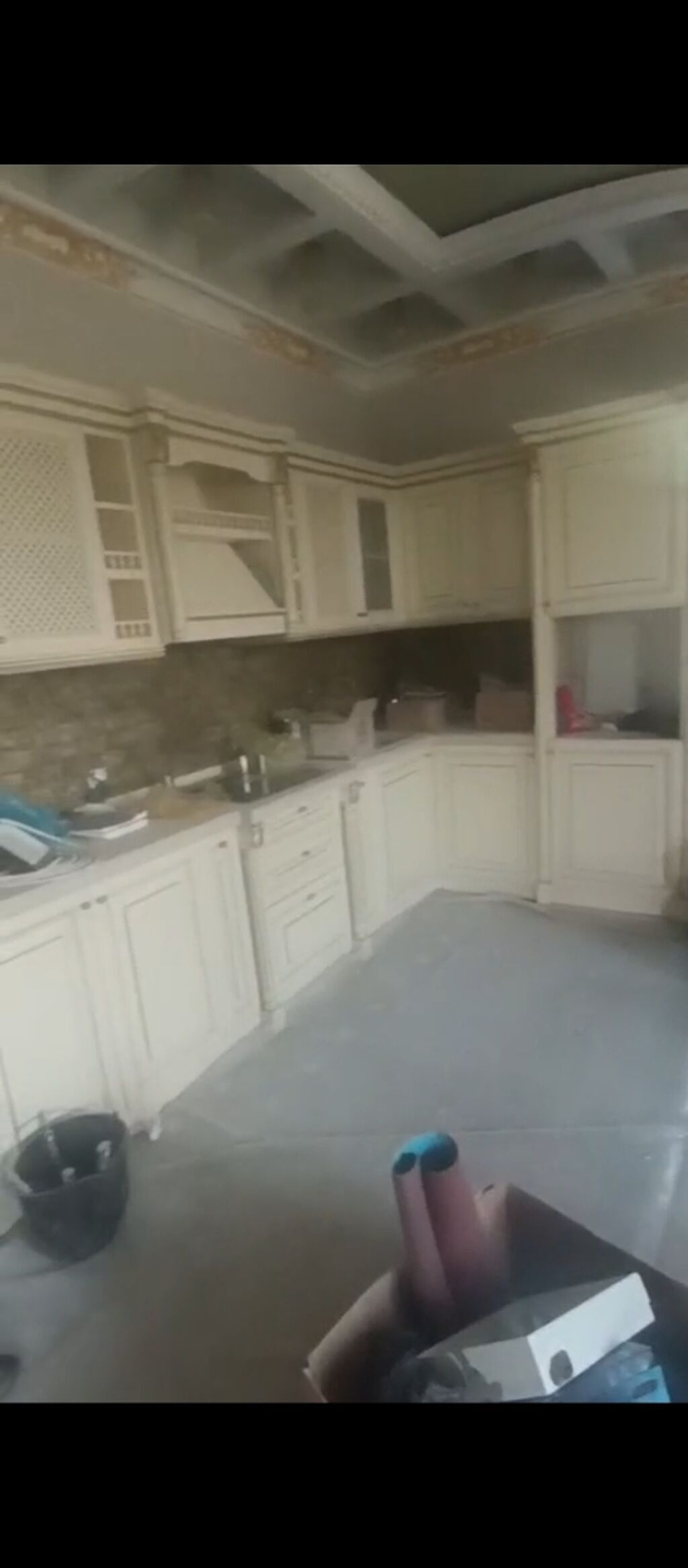 Klassik üslubda mətbəx mebeli dəsti - Rəng: krem/ivori, yüngül qızılı — Mebel, Digah (2)