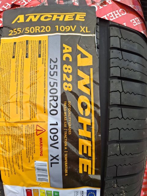 Anchee şinləri 255/50 R20 — Bakı