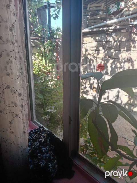 Həyət evi kirayə verilir, Avtovağzal m
