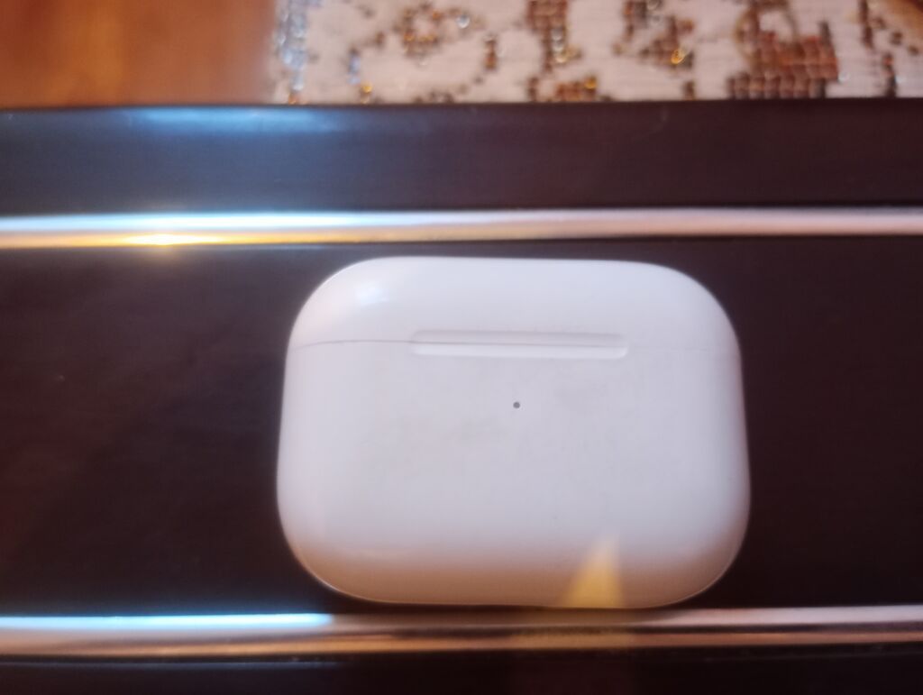 Simsiz şarj cihazı Apple, İşlənmiş — Şarj cihazları, Xırdalan (3)