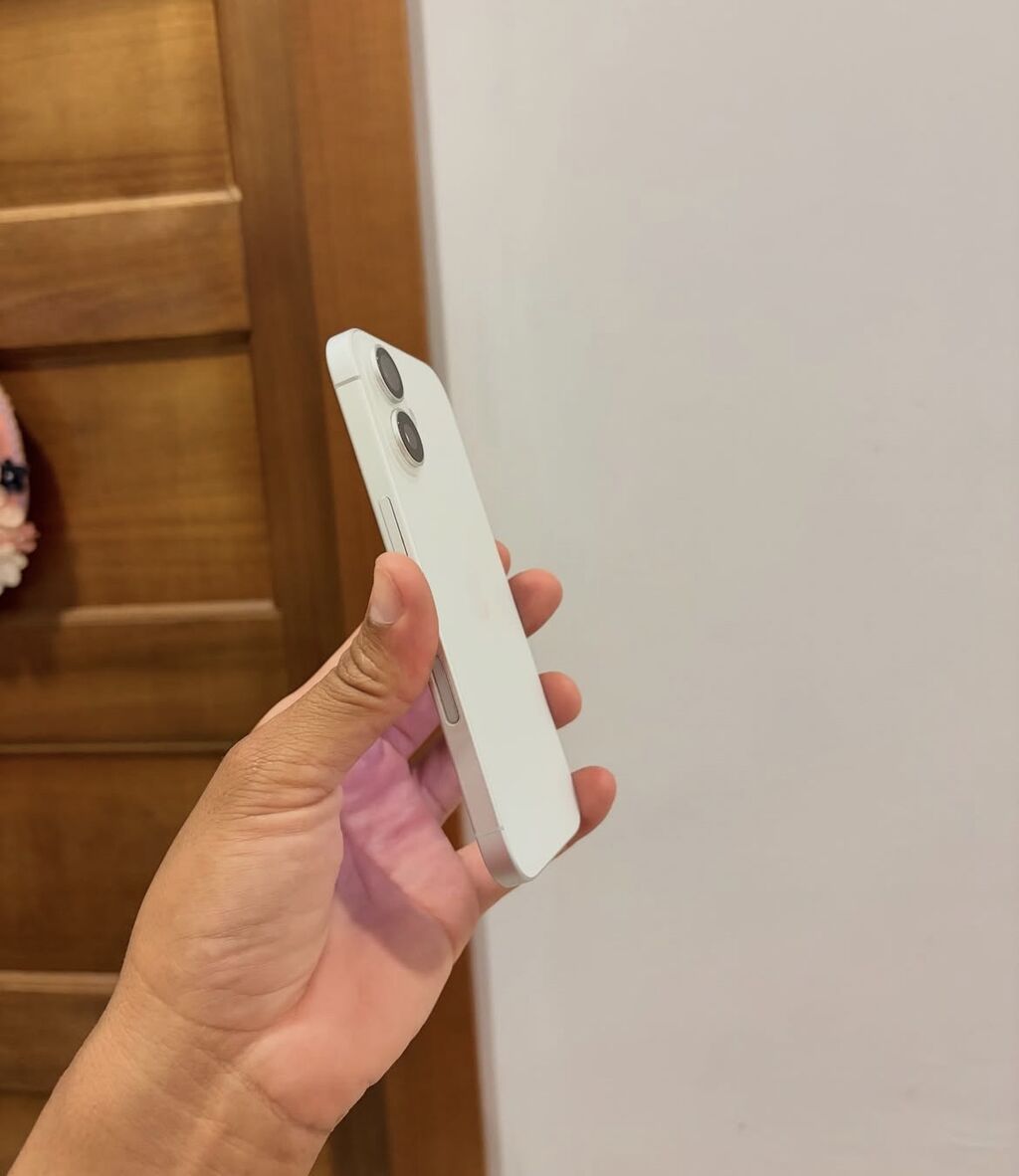 IPhone 16, 128 GB, Ağ, Zəmanət, Simsiz şarj, Face ID — Apple iPhone, Bakı (3)