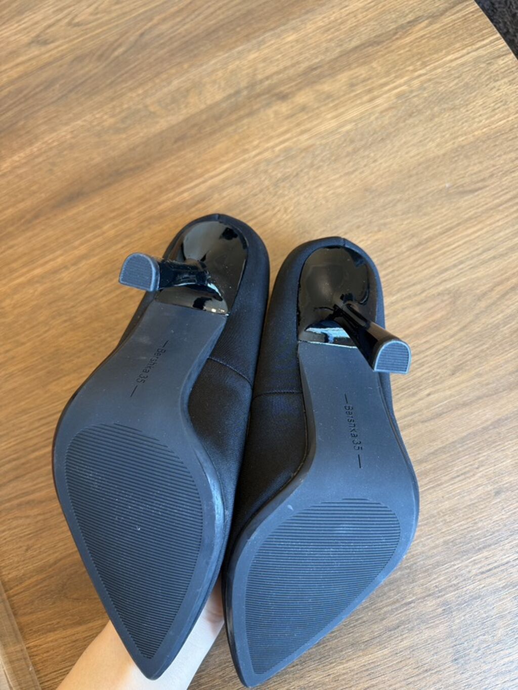Bershka qadın tuflisi - Rəng: qara - Model: klassik, sivri burun — Şəxsi əşyalar, Bakı (3)
