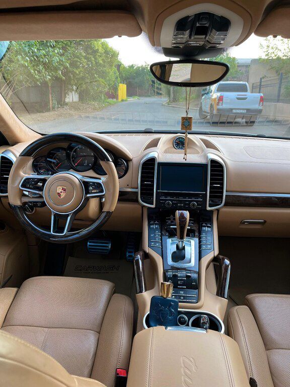 Porsche Cayenne Turbo, 4.8 L, 2015 il, 118 100 km — Avtomobillər, Gəncə (9)