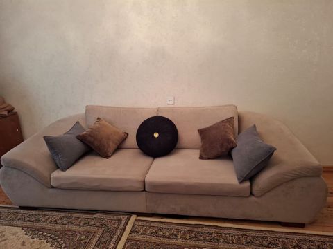 Divan satılır 330azn açılmır baza yoxdu bilən bilir bahalı divanı — Mehdiabad