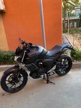 Yamaha FZ-S FI Deluxe, 150 sm3, 2025 il, 35 000 km — Cars