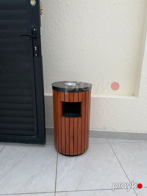Açıq və qapalı məkanlar üçün taxta üzlü zibilqabı/siqaret kül tutacağı — Digah