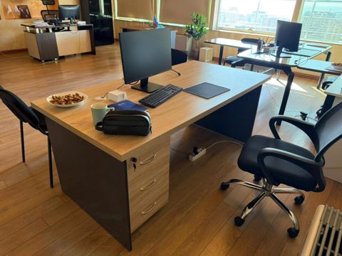Ofis mebeli — Bakı