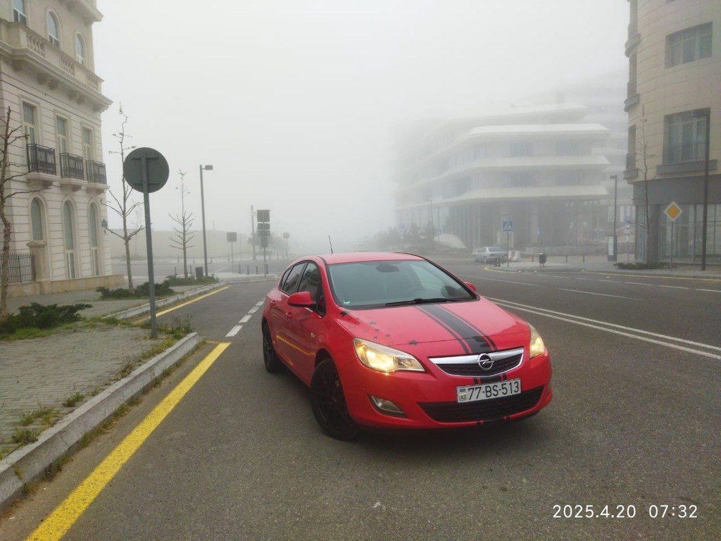 Opel Astra, 1.4 L, 2009 il, 260 000 km — Avtomobillər, Bakı (4)