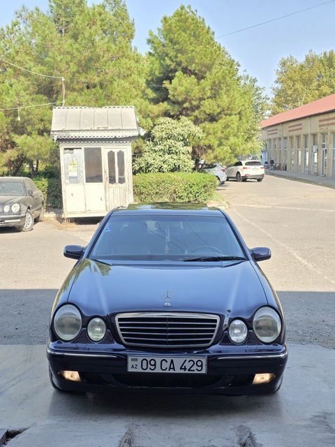 Mercedes E 320, 3.2 L, 2001 il, 436 000 km — Bərdə