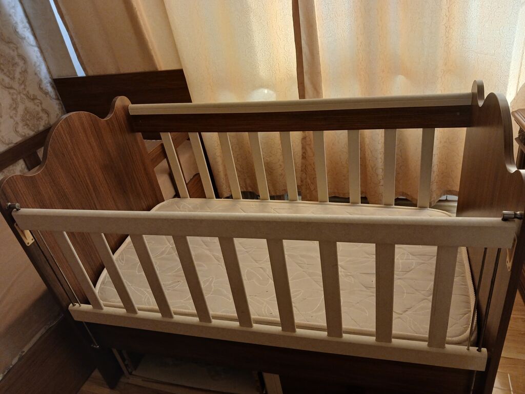 Uşaq beşiyi və döşəkçə - Material: ağ rəngli şpalarlı taxta/güzgüsüz — Mebel, Mehdiabad (4)