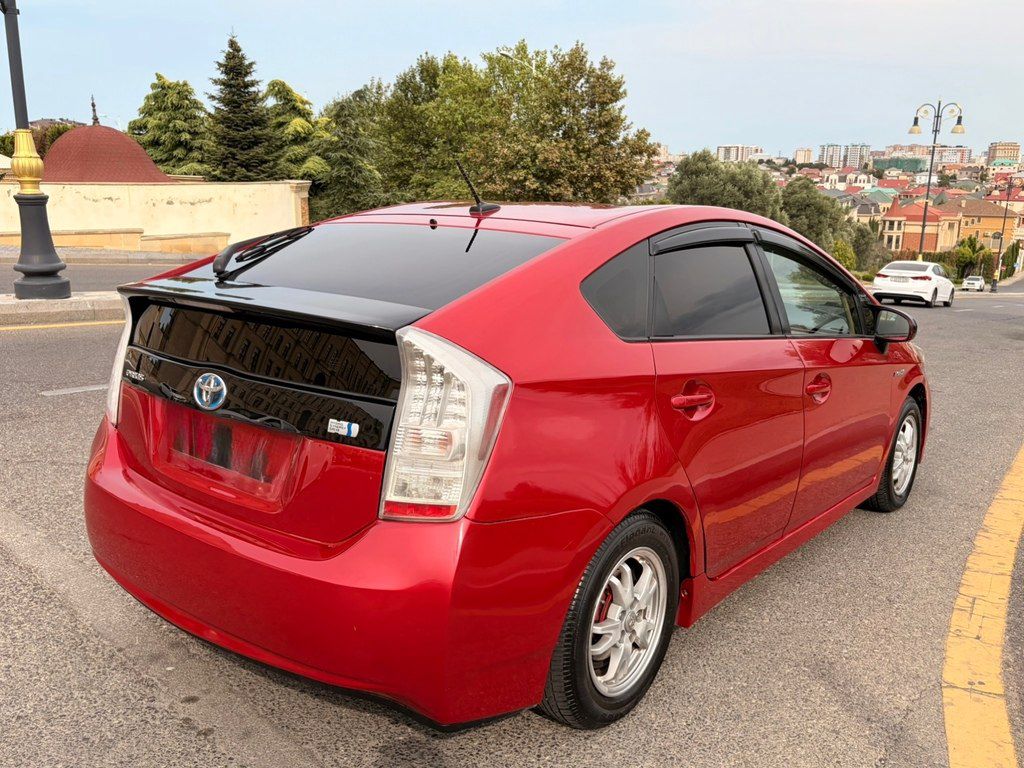 Toyota Prius, 1.8 L, 1.3 kWh, 2010 il, 230 000 km — Avtomobillər, Bakı (5)