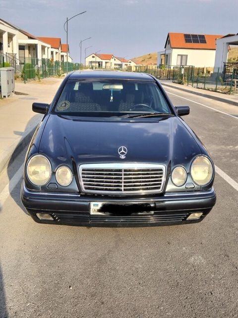 Mercedes E 240, 2.4 L, 1998 il, 417 087 km — Cəbrayıl
