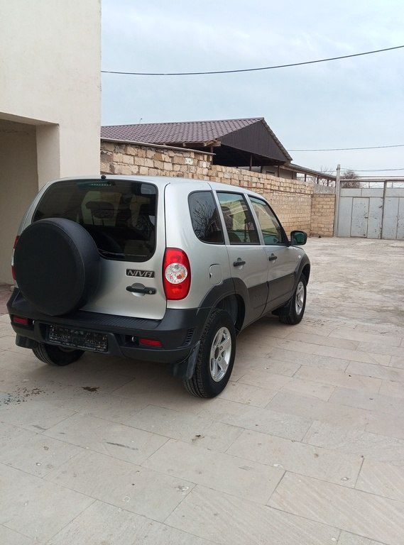 Chevrolet Niva, 1.7 L, 2019 il, 160 760 km — Avtomobillər, Sumqayıt (9)