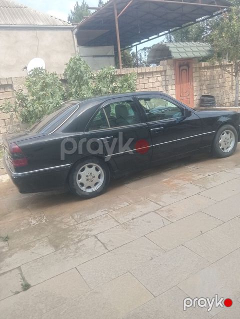 Mercedes-Benz E-Class (W210) sedan - Kuzov: 4 qapılı sedan, qara rəng — Bakı