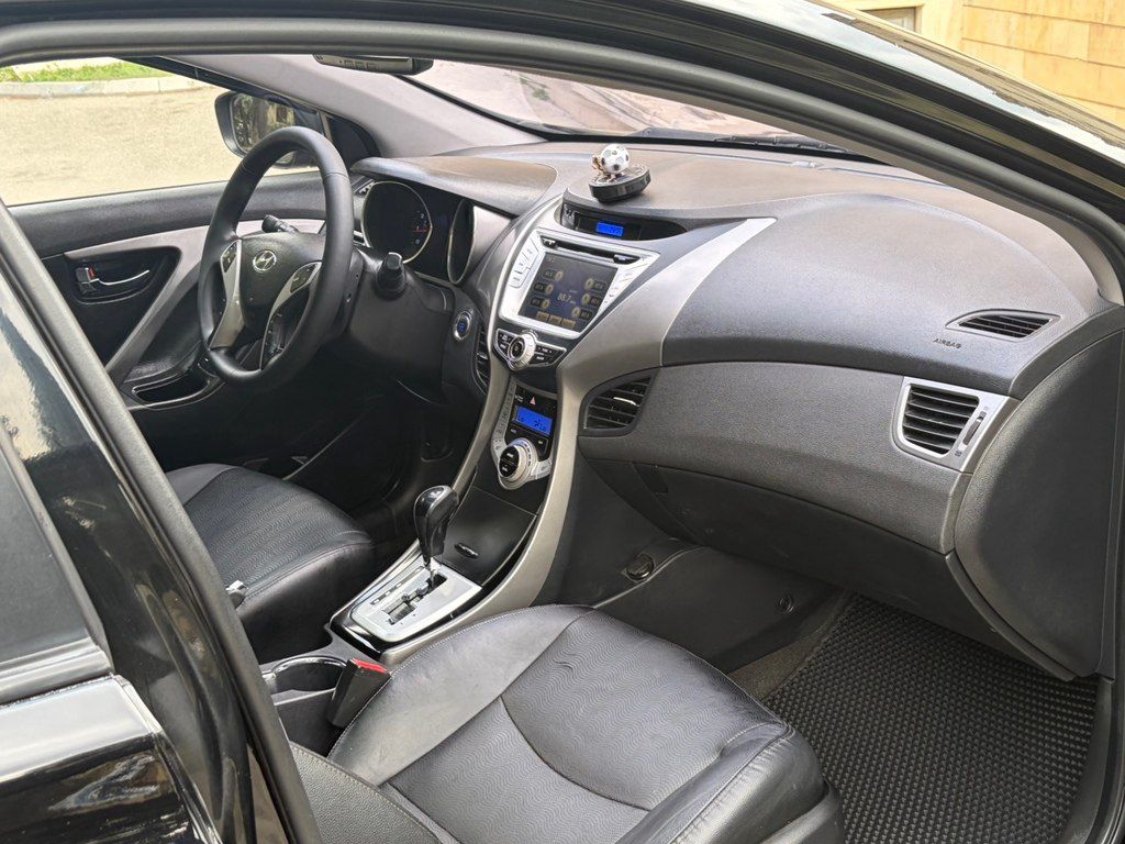 Hyundai Elantra, 1.6 L, 2012 il, 177 102 km — Avtomobillər, Bakı (2)