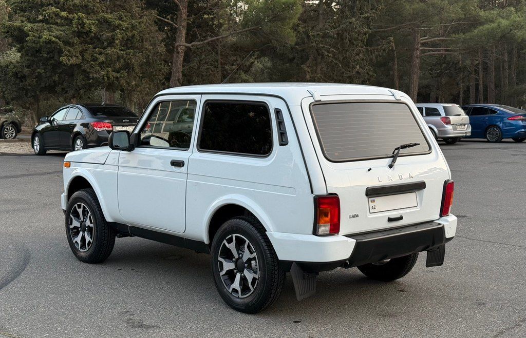Lada (VAZ) Niva, 1.7 L, 2024 il, 49 000 km — Avtomobillər, Sumqayıt (4)
