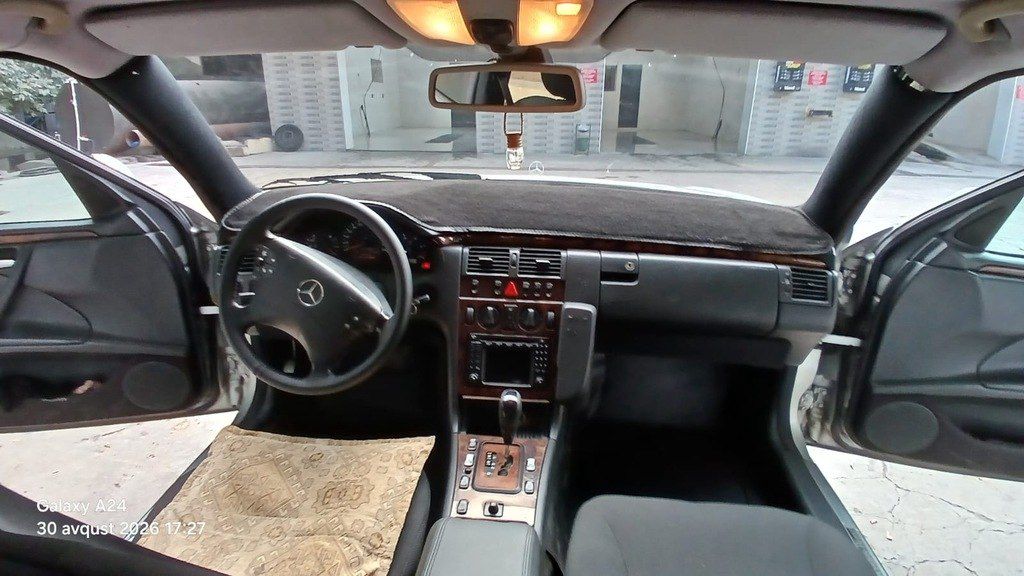 Mercedes E 270, 2.7 L, 2000 il, 375 408 km — Avtomobillər, Sabirabad (10)