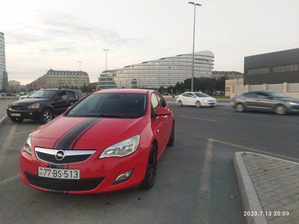 Opel Astra, 1.4 L, 2009 il, 260 000 km — Avtomobillər, Bakı (9)