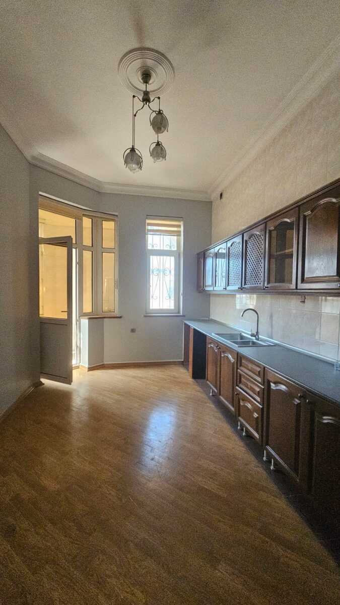 10-otaqlı yeni tikili kirayə verilir, Gənclik m., 200 m² — Mənzil, Bakı (8)