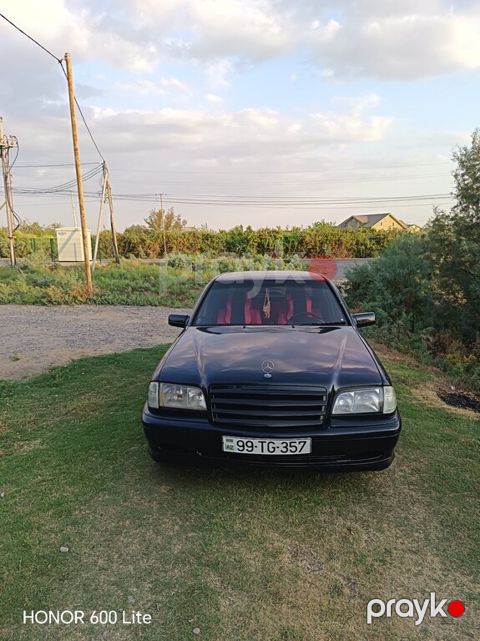 Mercedes C 240, 2.4 L, 1997 il, 260 000 km — Saatlı