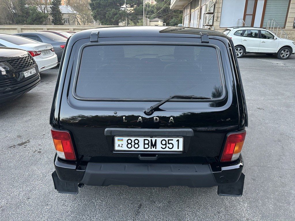 Lada (VAZ) Niva, 1.7 L, 2017 il, 107 000 km — Avtomobillər, Bakı (7)