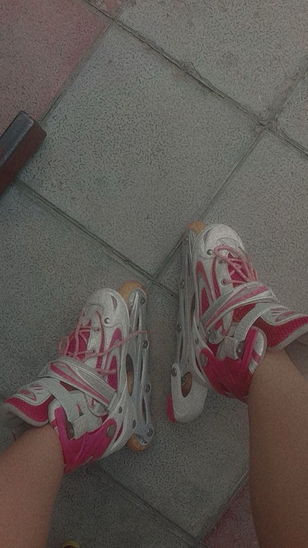 Tənzimlənən təkərli konki (inline skates) - Rəng: çəhrayı/boz-ağ — İdman və istirahət, Masazır