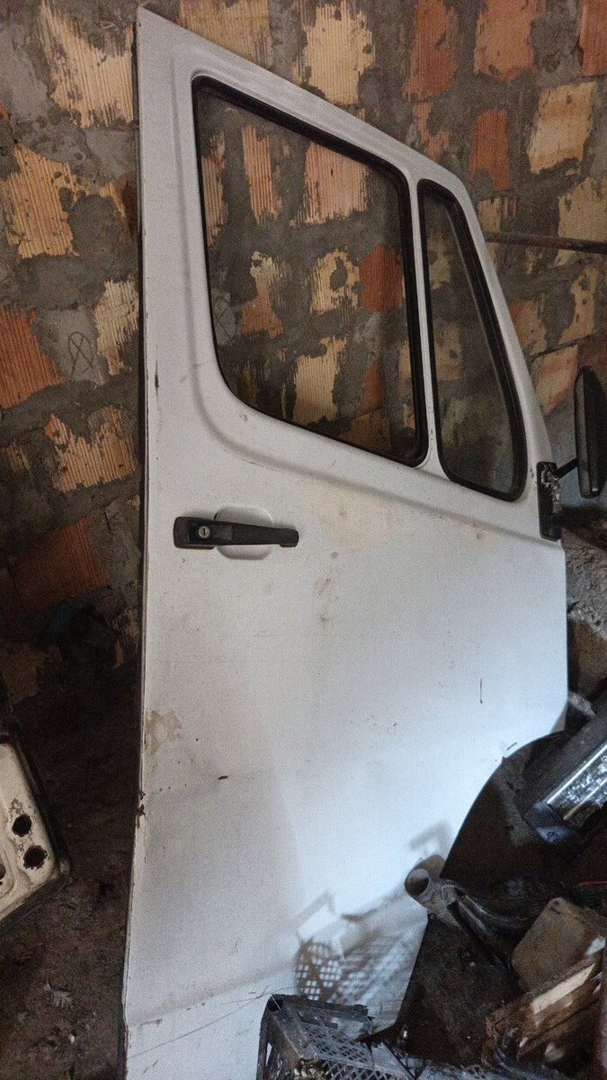 Mercedes qapısı — Ehtiyat hissələri və aksesuarlar, Şəki (2)