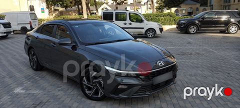 Hyundai Elantra, 2024 il