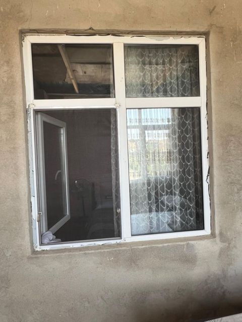 Ağ rəngli PVC pəncərə sistemi - Material: PVC profil, ağ rəng — Digah