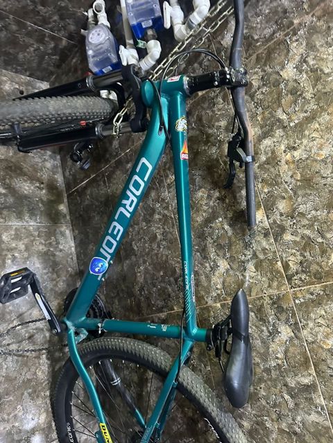 Corleone dağ velosipedi - Gövdə: Alüminium “hardtail” çərçivə, yaşıl — Xırdalan