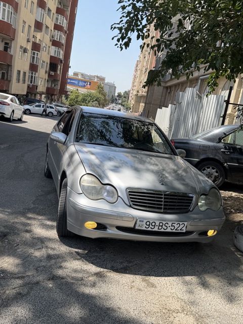 Mercedes C 200, 2.0 L, 2001 il, 335 655 km — Ağdam