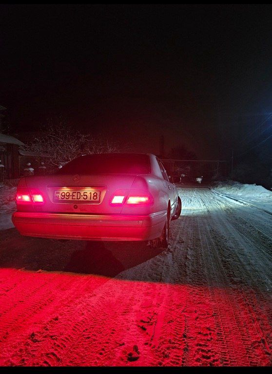 Mercedes E 200, 2.0 L, 2000 il, 525 000 km — Avtomobillər, Quba (3)