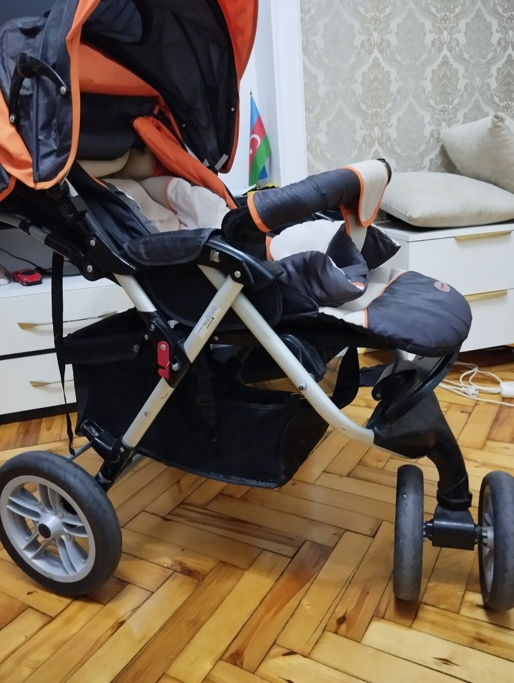 Kalaska satílír alíníb 500 azn satılır 100 azn yumuşaq ve rahat — Uşaq nəqliyyatı, Sumqayıt (7)