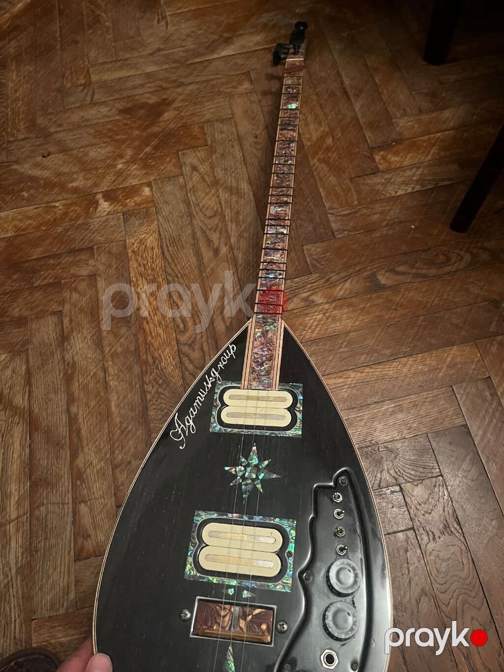 Elektro-ud (elektrik çıxışı olan ud) korpusu - Korpus: zolaqlı — Gitarlar və digər simli alətlər, Neftçala (3)