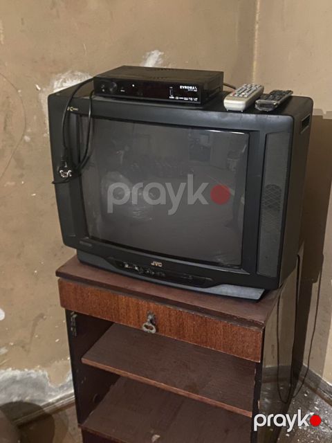 JVC televizor+ euromax krosna aparatı birlikdə satılır. Hər ikisi
