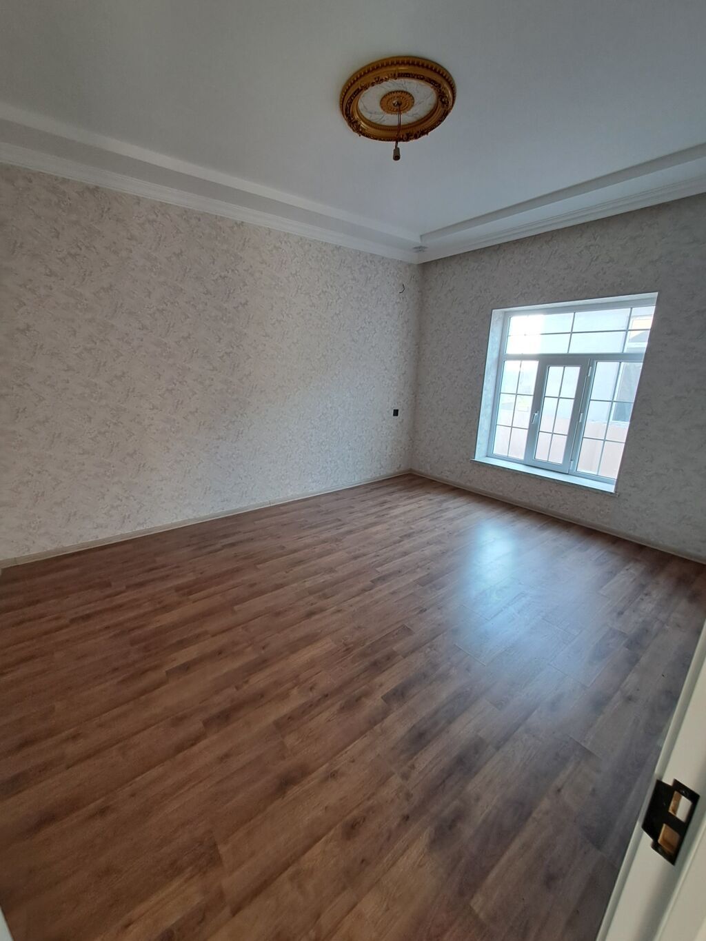 Satış üçün həyət evi - Tək mərtəbəli, fərdi yaşayış evi. - Qapalı — Daşınmaz əmlak, Qobu (8)