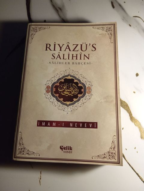 Məhsul: Riyâzü’s Sâlihîn (Salihlər Bağçası) – İmam-ı Nevevî Nəşriyyat — Bakı