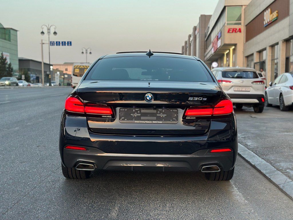 BMW 530e, 2.0 L, 12 kWh, 2022 il, 72 000 km — Avtomobillər, Bakı (8)