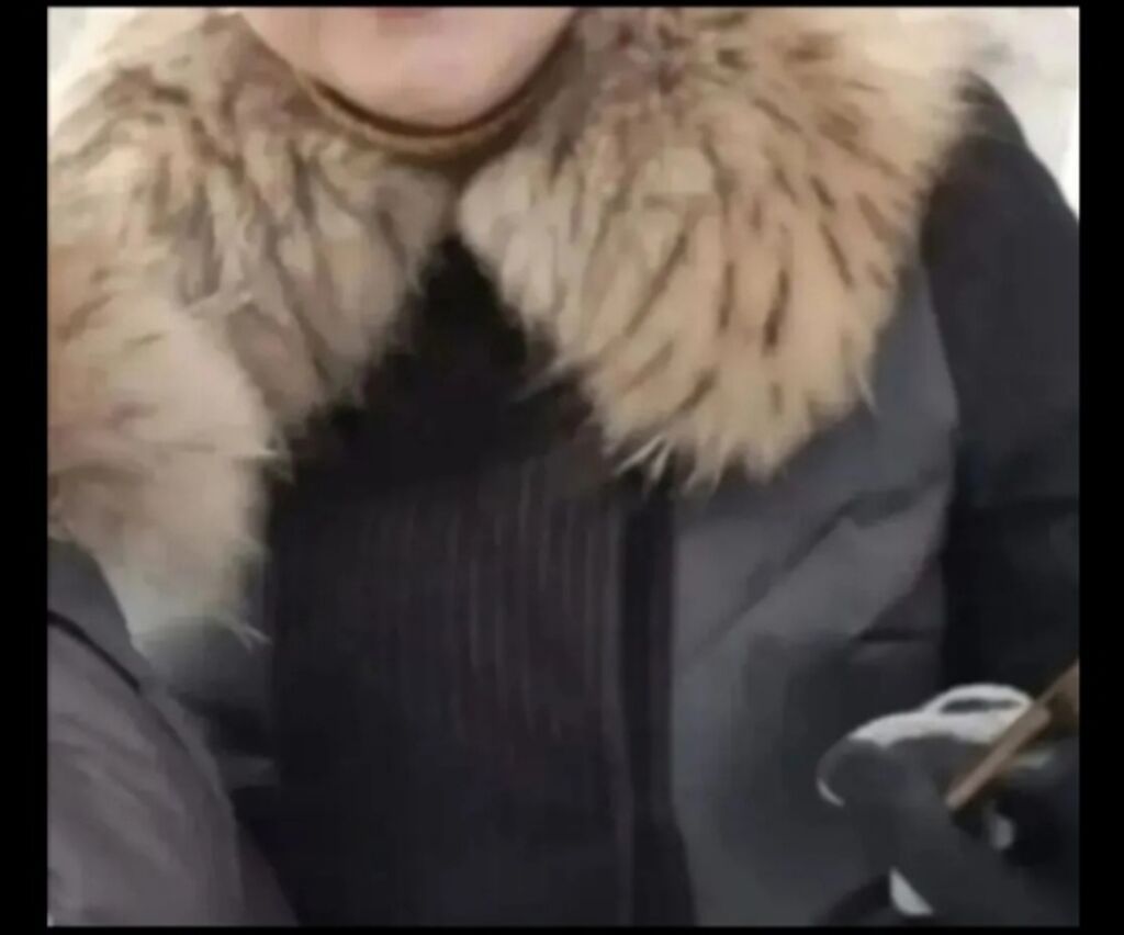 Qadınlar üçün uzun qış paltosu - Rəng: qara - Model: beldən kəmərli — Şəxsi əşyalar, Masazır (2)