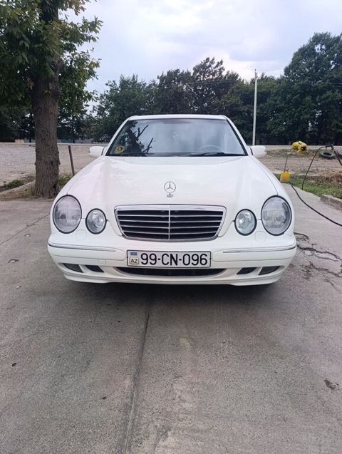 Mercedes E 220, 2.2 L, 2001 il, 235 000 km — Masallı