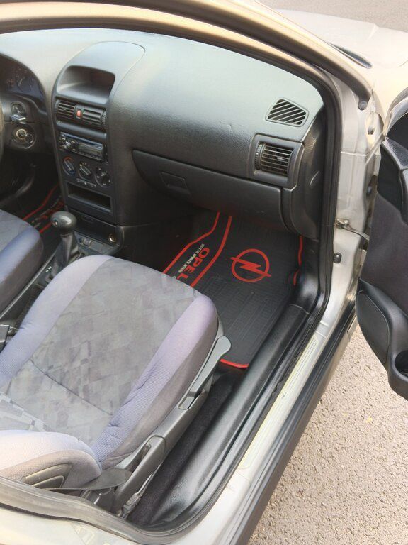 Opel Astra, 1.8 L, 2000 il, 279 215 km — Avtomobillər, Qəbələ (6)