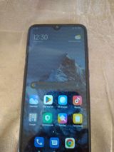 Xiaomi Mi 8, rəng - Mavi, Barmaq izi — Smartfonlar