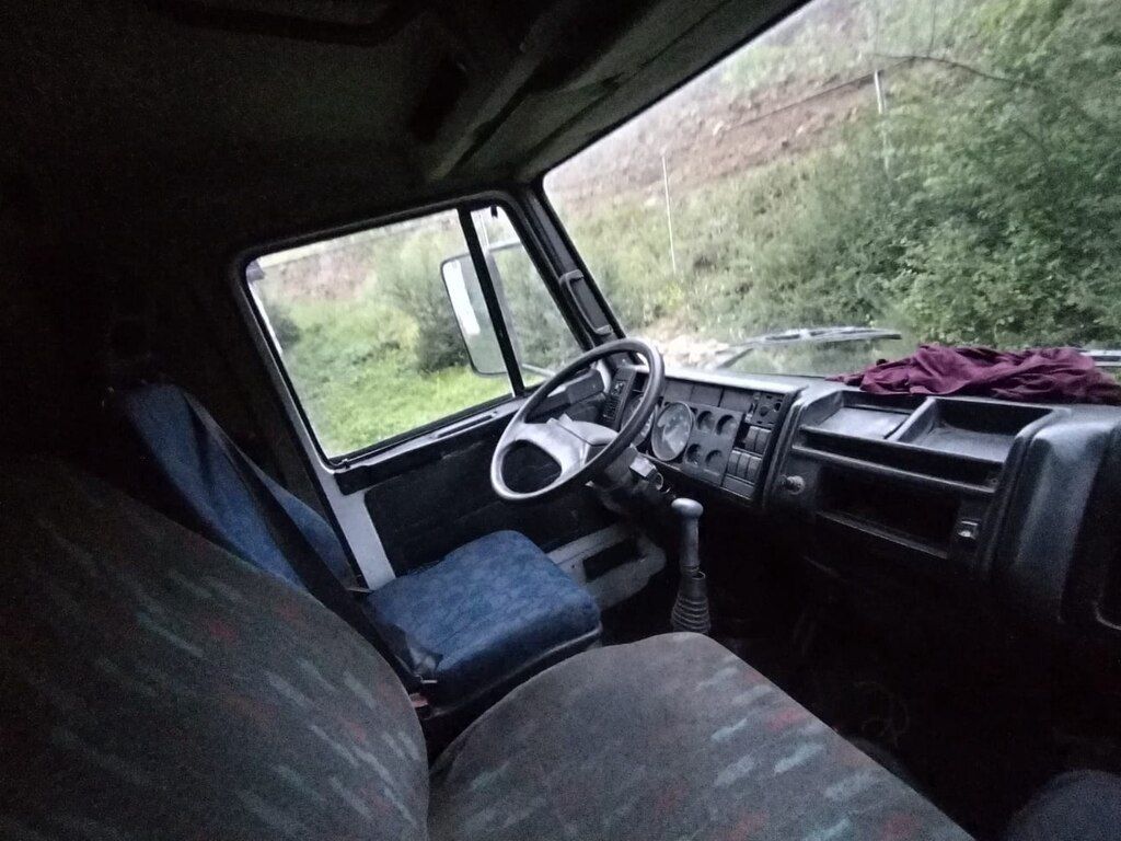 Iveco Otoyol, 3.9 L, 2002 il, 350 000 km — Yük maşınları, Yardımlı (6)