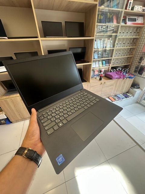 Noutbuk "Lenovo" — Bakı