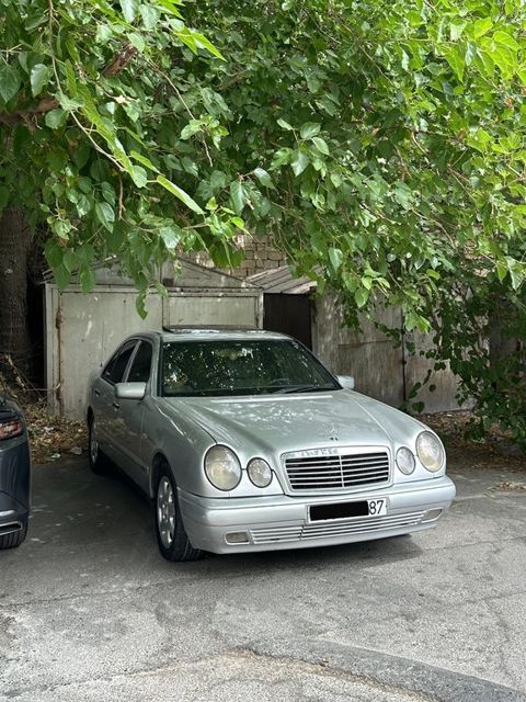Mercedes E 280, 2.8 L, 1998 il, 33 600 km — Bakı