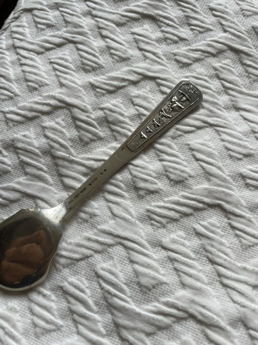 Gümüşton miniatür qaşıq - Material: metal ərinti, parlaq cilalanmış — Mallar, Bakı (2)